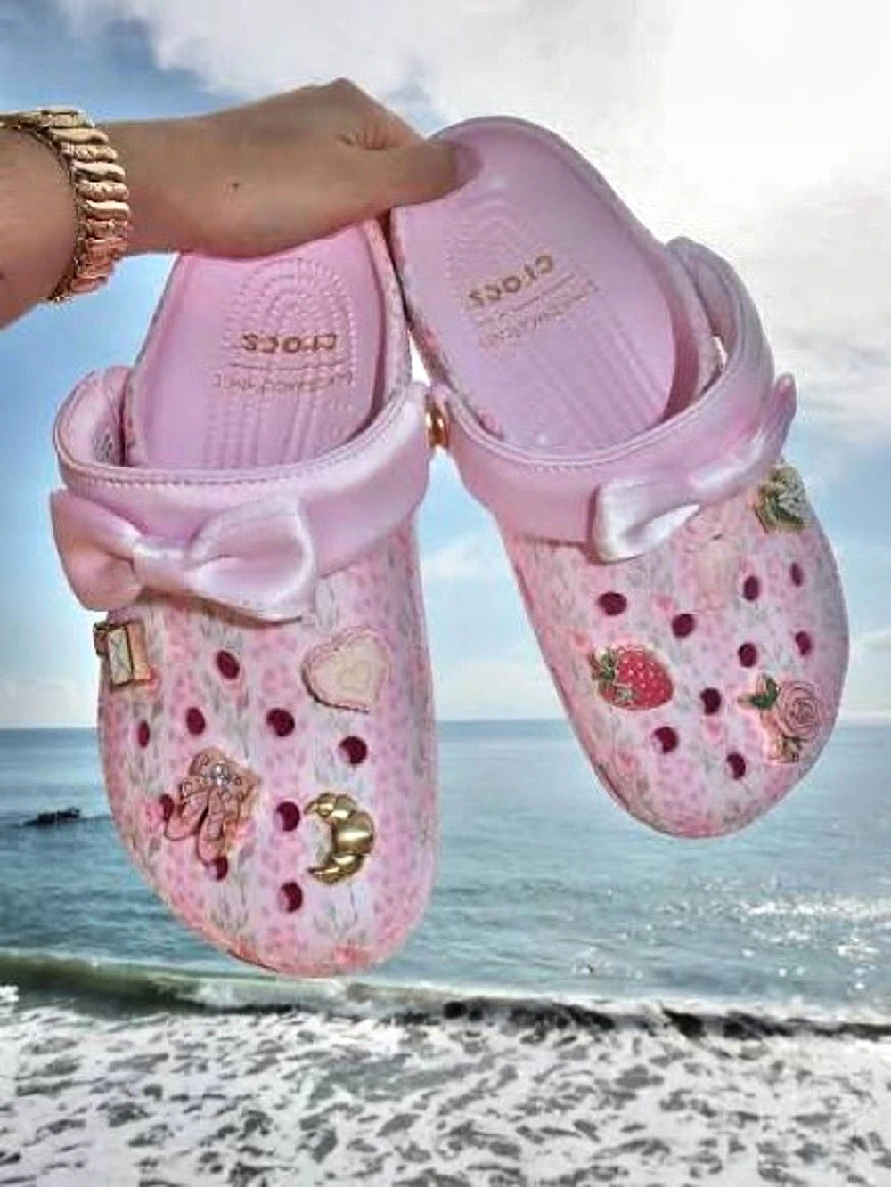 NEW Crocs x Love Shack Fancy Classic Clog Floral Pink Women’s 8